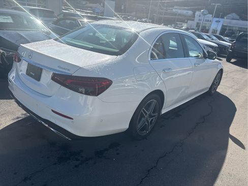 Used 2022 Mercedes-Benz E 350 4MATIC Sedan image 5