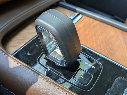 Certified 2023 Volvo XC90 T8 Plus w/ Protection Package AWD/4WD image 19