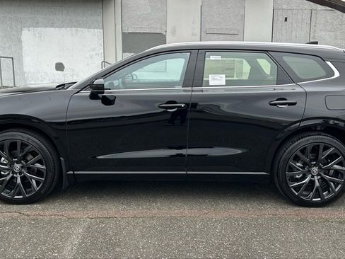 New 2026 Toyota Crown Signia image 8