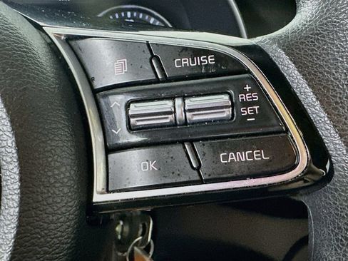 Used 2021 Kia Forte LXS FWD image 23