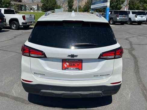 Used 2024 Chevrolet Equinox Premier AWD/4WD image 10