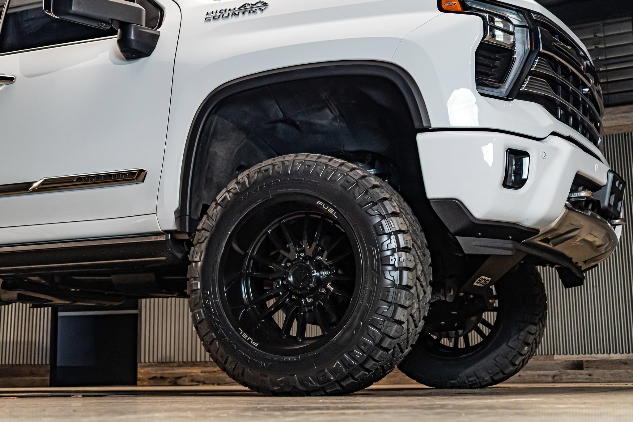 Used 2024 Chevrolet Silverado 2500 High Country w/ High Country Premium Package AWD/4WD image 16