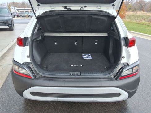 Used 2023 Hyundai Kona SEL w/ Convenience Package image 32