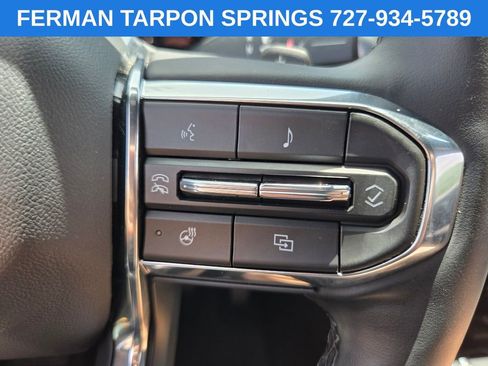 Used 2025 GMC Acadia Elevation FWD image 30