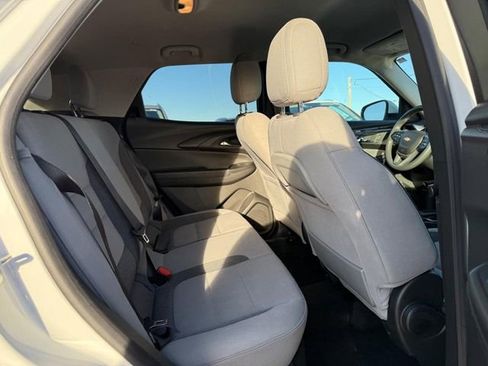 Used 2024 Chevrolet TrailBlazer LT image 12
