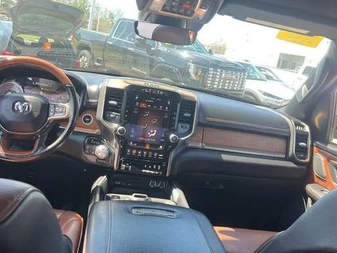 Used 2019 RAM 1500 Limited AWD/4WD image 17