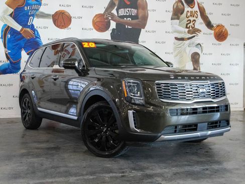 Used 2020 Kia Telluride S image 2