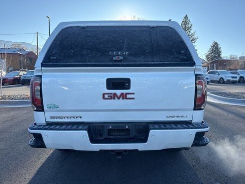 Used 2018 GMC Sierra 1500 Denali image 4