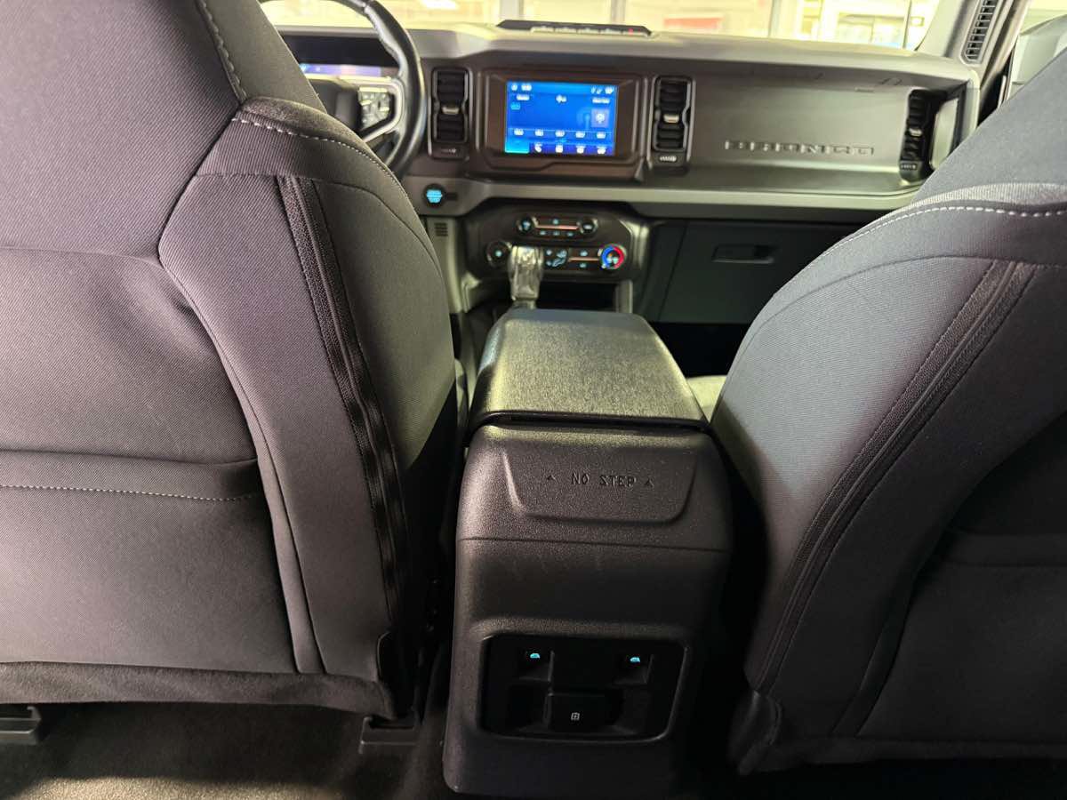 Used 2022 Ford Bronco Big Bend w/ Sasquatch Package AWD/4WD image 29