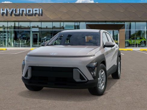 New 2026 Hyundai Kona SE image 7