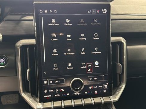 Used 2025 GMC Acadia Elevation image 31