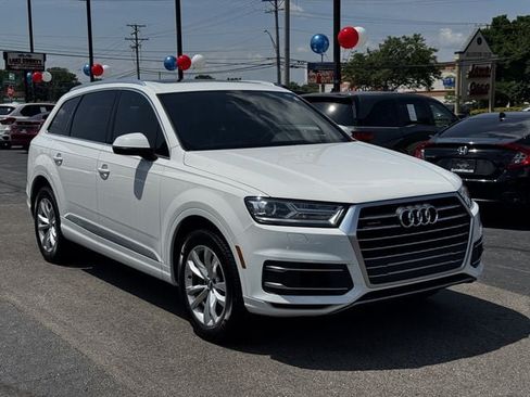 Used 2019 Audi Q7 3.0T Premium AWD/4WD image 3
