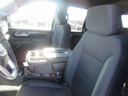 New 2026 GMC Sierra 2500 SLE w/ SLE Value Package; image 14