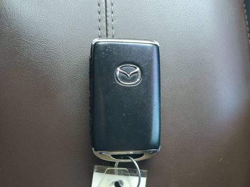 Used 2022 MAZDA CX-30 AWD 2.5 S w/ Premium Package image 26