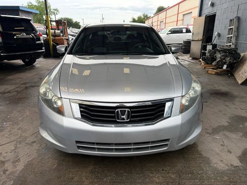 Used 2010 Honda Accord EX-L image 2
