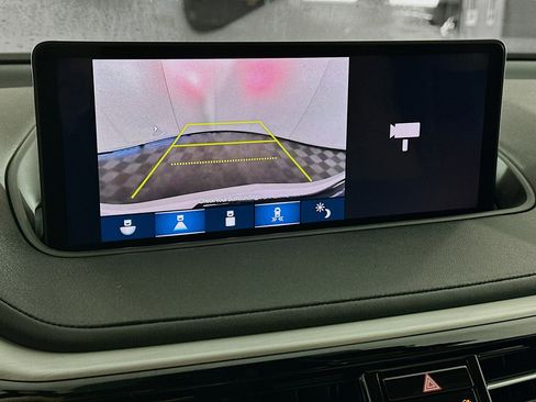 Used 2023 Acura MDX SH-AWD w/ Technology Package image 23