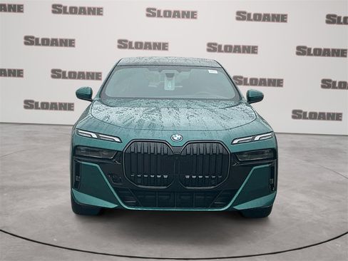 New 2026 BMW 750e xDrive image 8