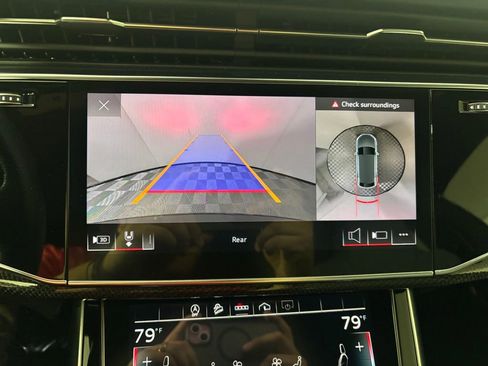 Used 2021 Audi SQ8 Premium Plus w/ SQ8 Black Optic Package AWD/4WD image 19