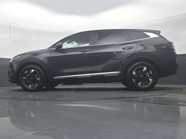 Used 2026 Kia Sportage LX FWD image 29