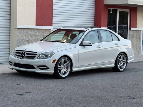 Used 2011 Mercedes-Benz C 300 Sedan image 13