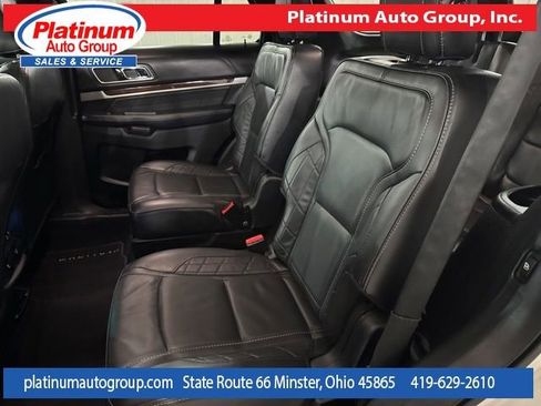 Used 2019 Ford Explorer Platinum image 27