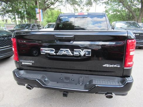 New 2026 RAM 1500 Big Horn AWD/4WD image 6