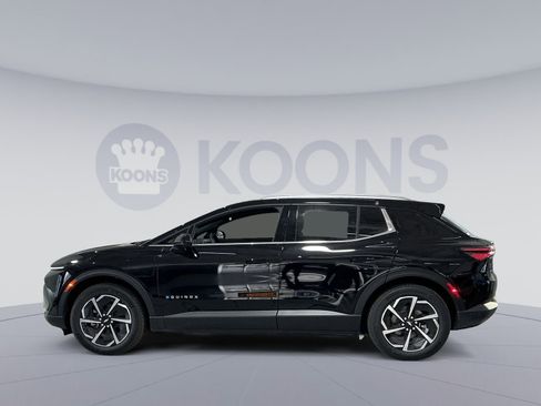 New 2026 Chevrolet Equinox EV LT image 13