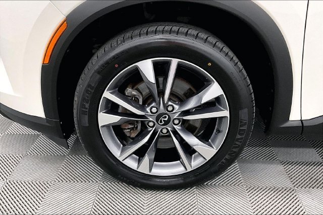 Used 2024 INFINITI QX60 Luxe AWD/4WD image 10