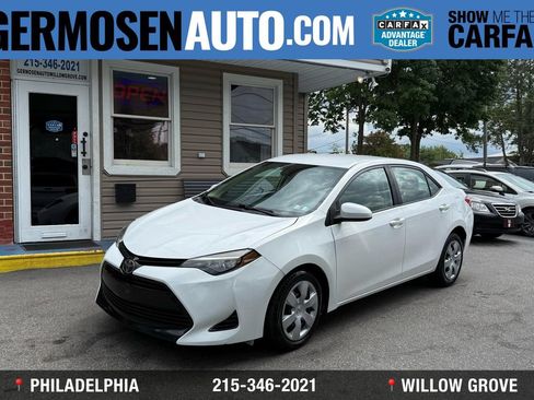 Used 2017 Toyota Corolla LE w/ Carpet Mat Package (TMS) FWD image 1