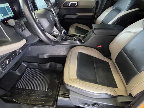 Used 2022 Ford Bronco Wildtrak AWD/4WD image 7