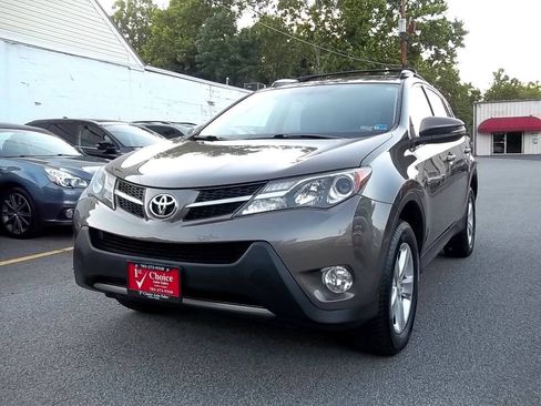 Used 2013 Toyota RAV4 XLE AWD/4WD image 1