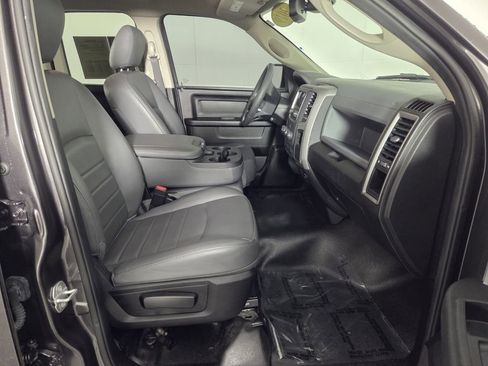 Certified 2019 RAM 1500 Tradesman image 32