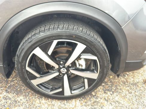 Used 2022 Nissan Rogue Sport SL FWD image 20