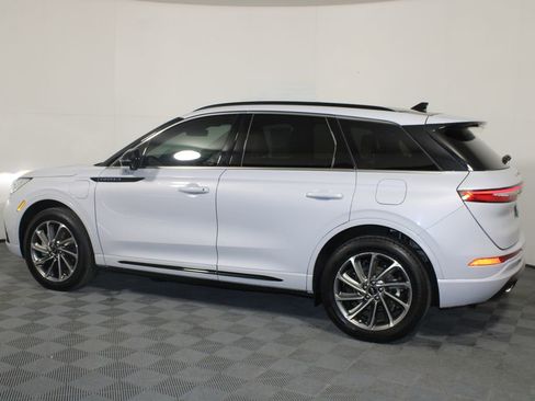 Used 2025 Lincoln Corsair Grand Touring w/ Equipment Group 301A image 5