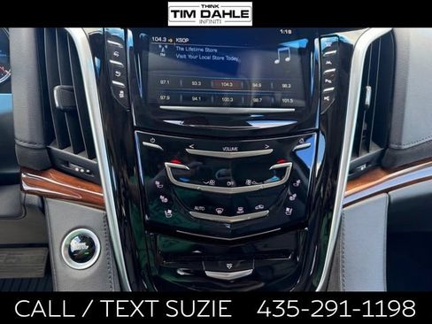 Used 2019 Cadillac Escalade Premium Luxury AWD/4WD image 14