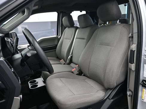Used 2018 Ford F150 XLT AWD/4WD image 17