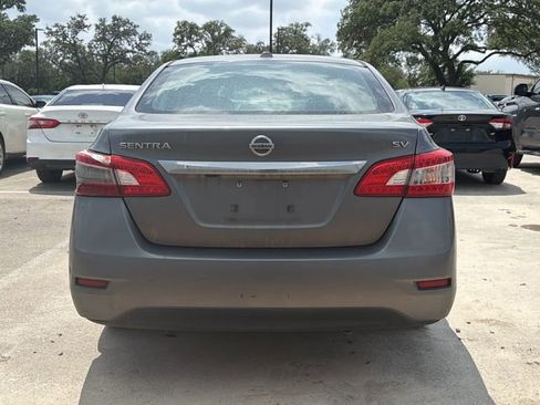 Used 2015 Nissan Sentra SV FWD image 6