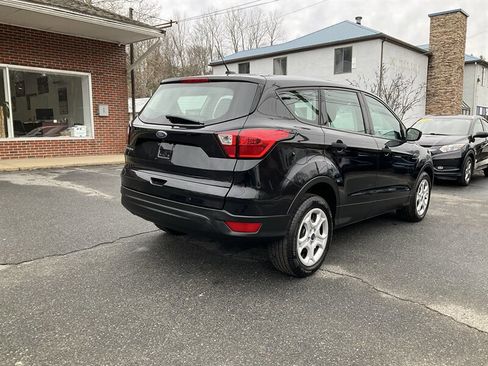 Used 2019 Ford Escape S image 5