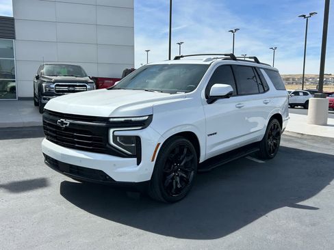 Used 2025 Chevrolet Tahoe RST w/ RST Capability Package image 2