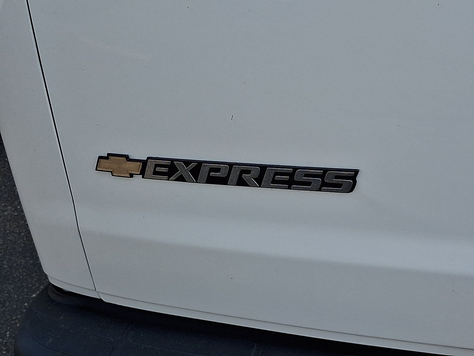Certified 2025 Chevrolet Express 2500 w/ Driver Convenience Package RWD image 11