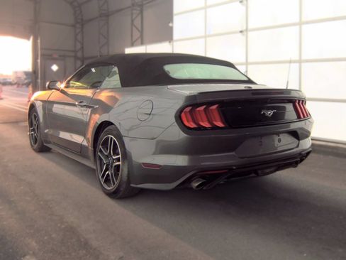 Used 2022 Ford Mustang Premium RWD image 6