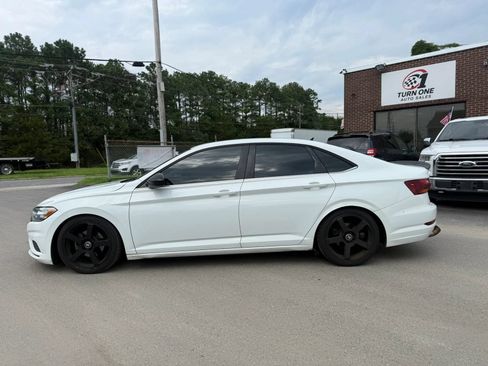 Used 2019 Volkswagen Jetta S FWD image 2