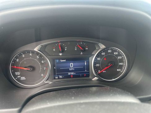 Used 2023 GMC Acadia SLE w/ Driver Convenience Package image 11