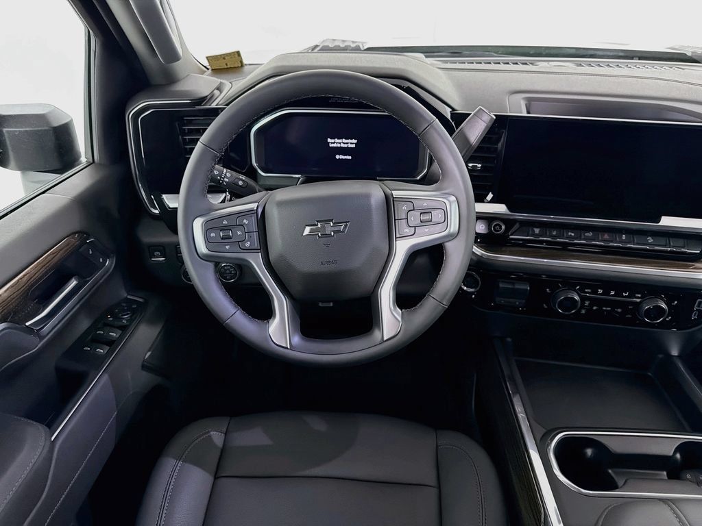 New 2026 Chevrolet Silverado 3500 LT AWD/4WD image 18