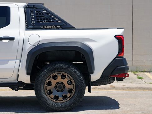 Used 2024 Toyota Tacoma 4x4 Double Cab Hybrid image 64