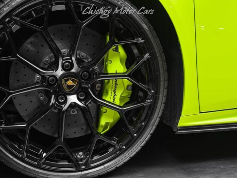 Used 2020 Lamborghini Huracan EVO image 45