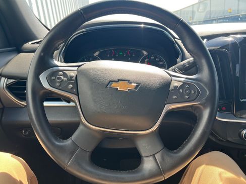 Used 2022 Chevrolet Traverse LT AWD/4WD image 26