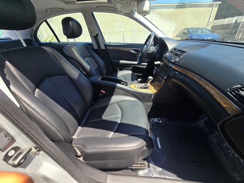Used 2007 Mercedes-Benz E 350 Sedan image 10
