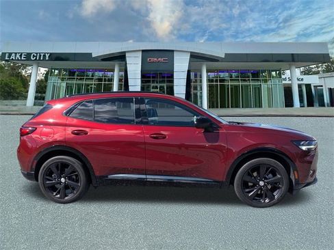 Used 2021 Buick Envision Essence w/ Technology Package I image 2