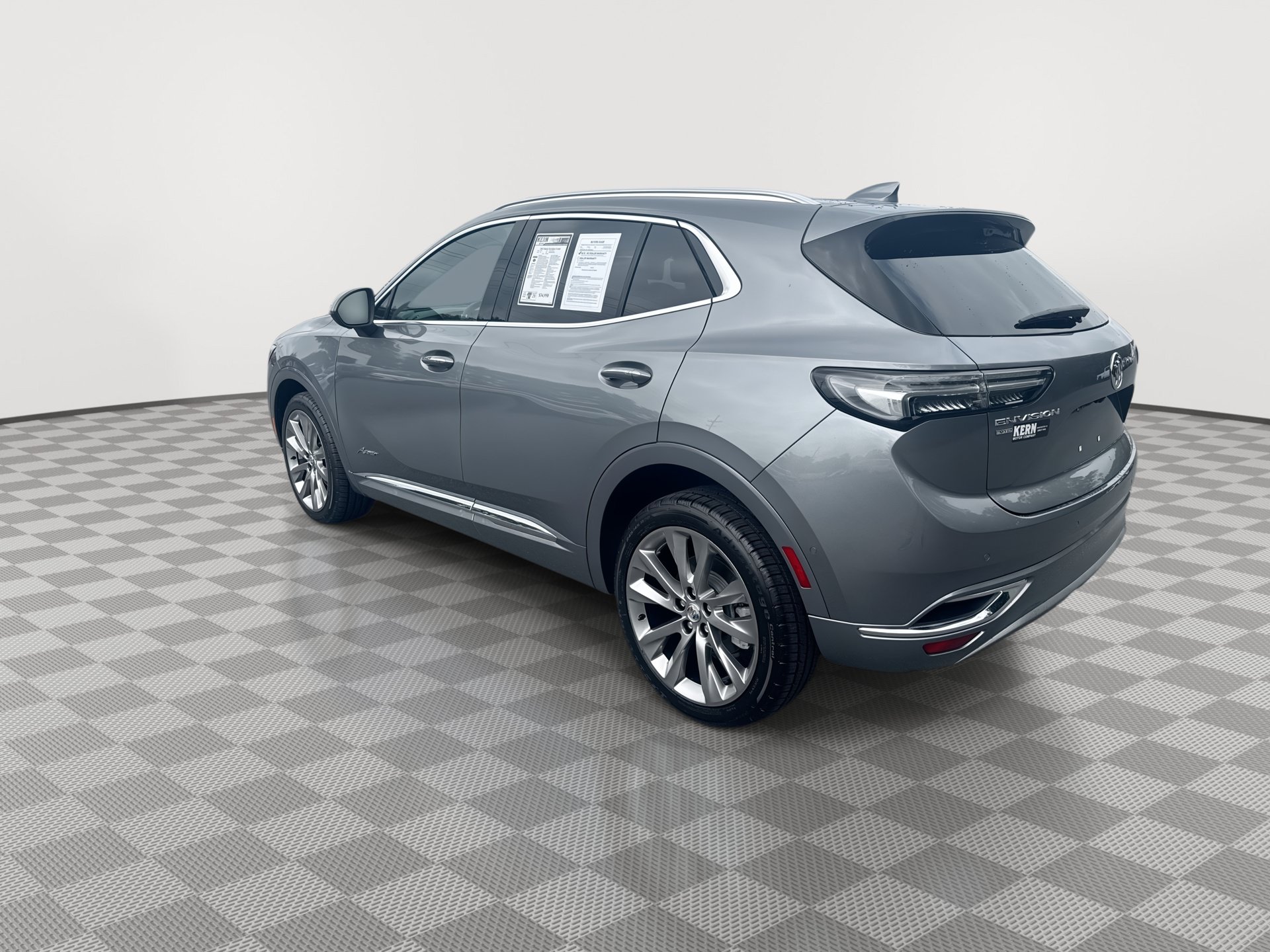Certified 2022 Buick Envision Avenir w/ Technology Package II AWD/4WD image 6